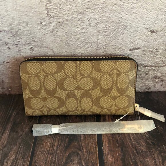 Coach x Jean Michel Basquiat long zip around wallet signature canvas C5615 - Picture 2 of 2